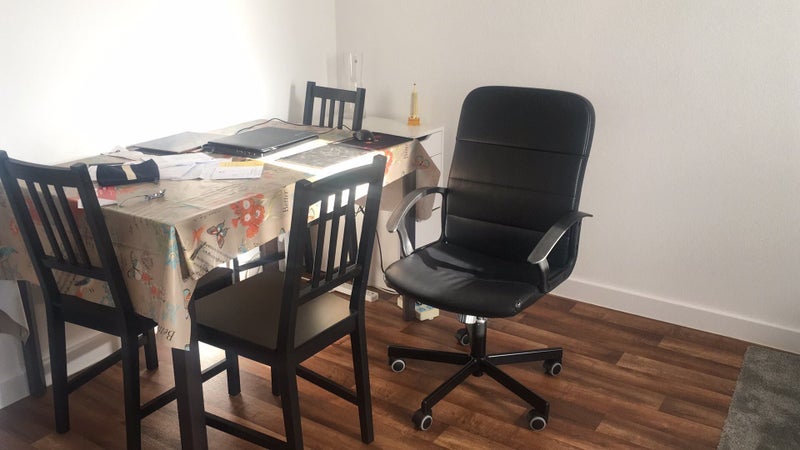Room Chaffinch Road in Coventry