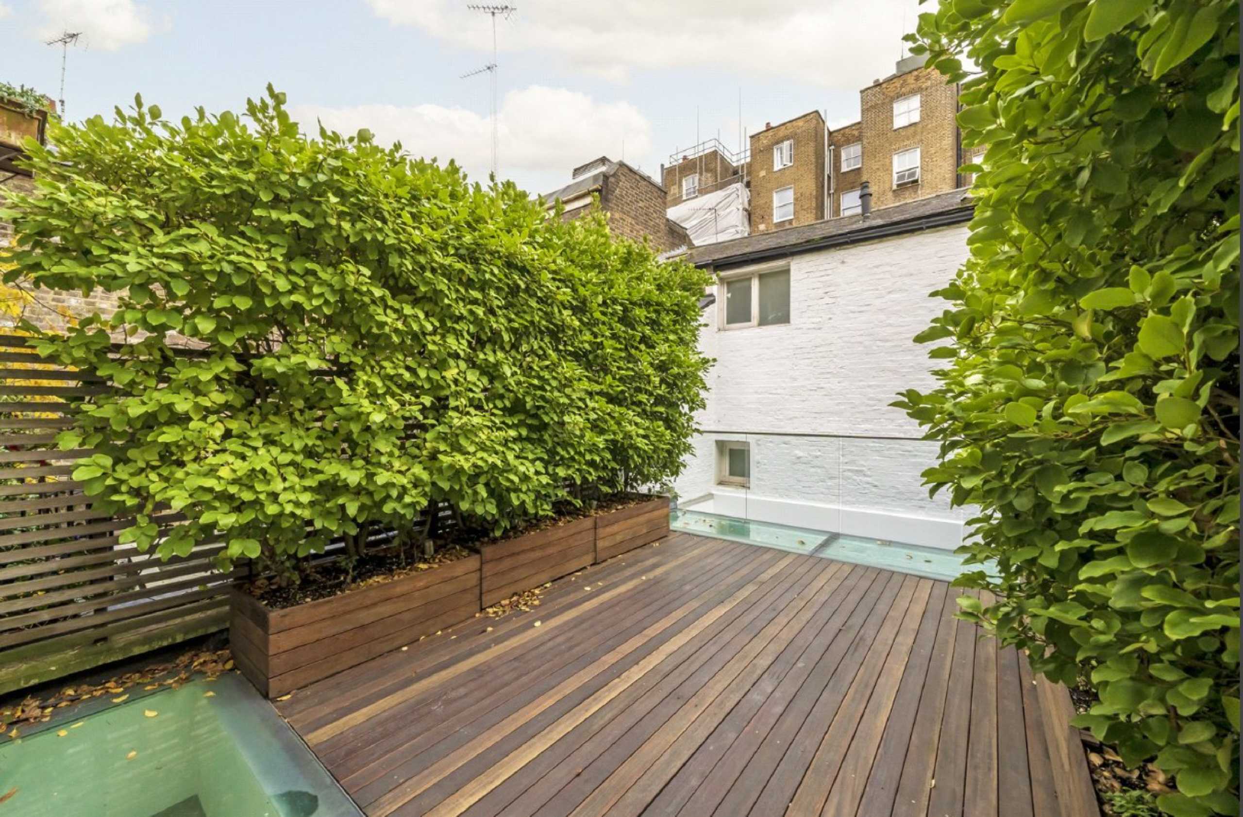 House Ossington Street in City of Westminster