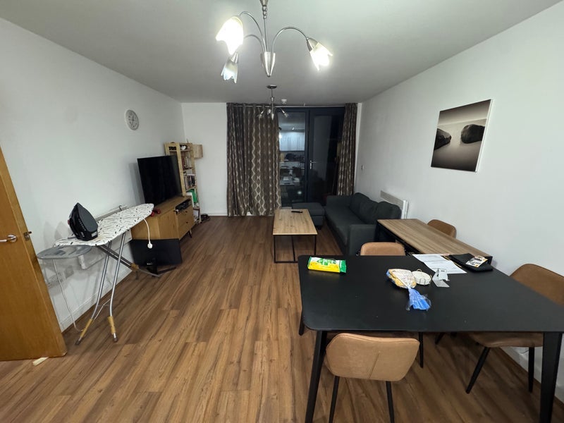 Room Hallsville Road in Greater London