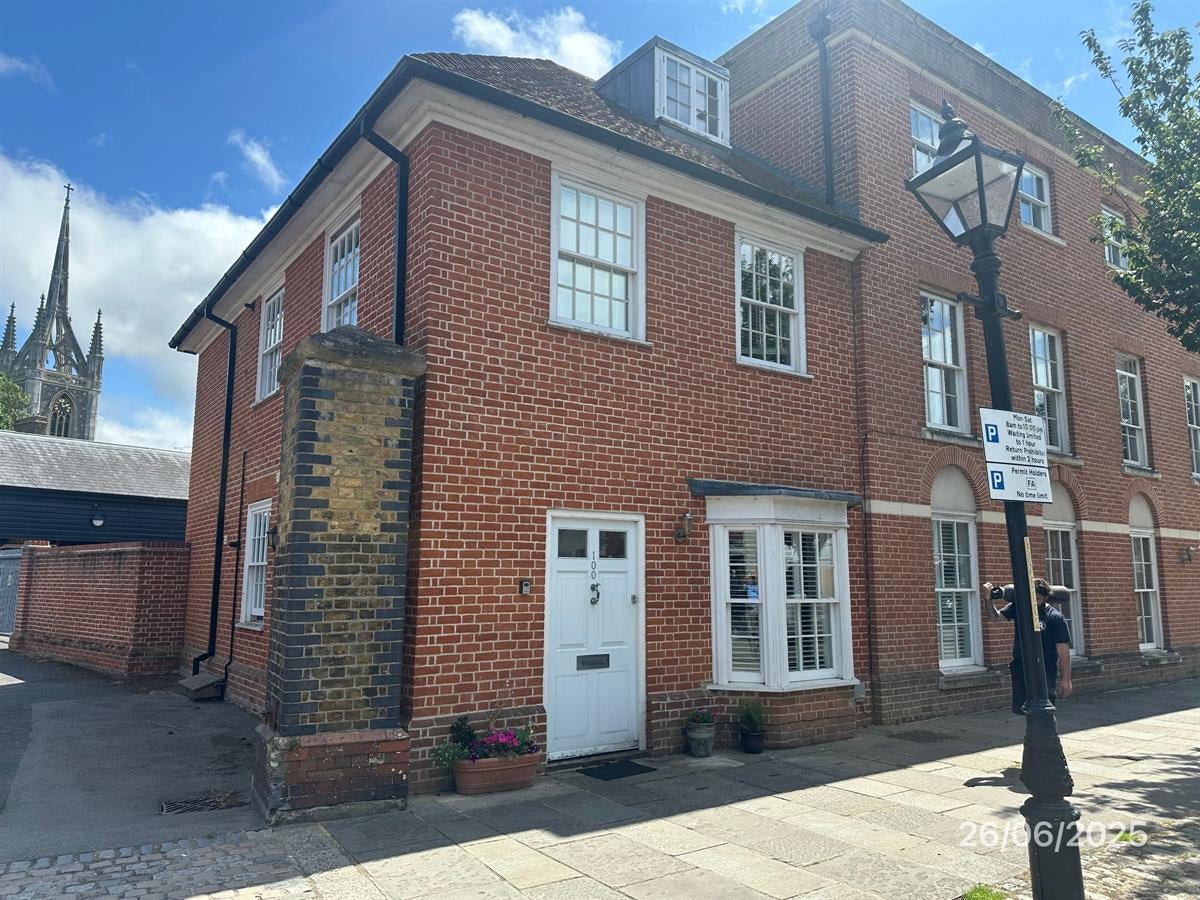House Abbey Street in Borough of Swale