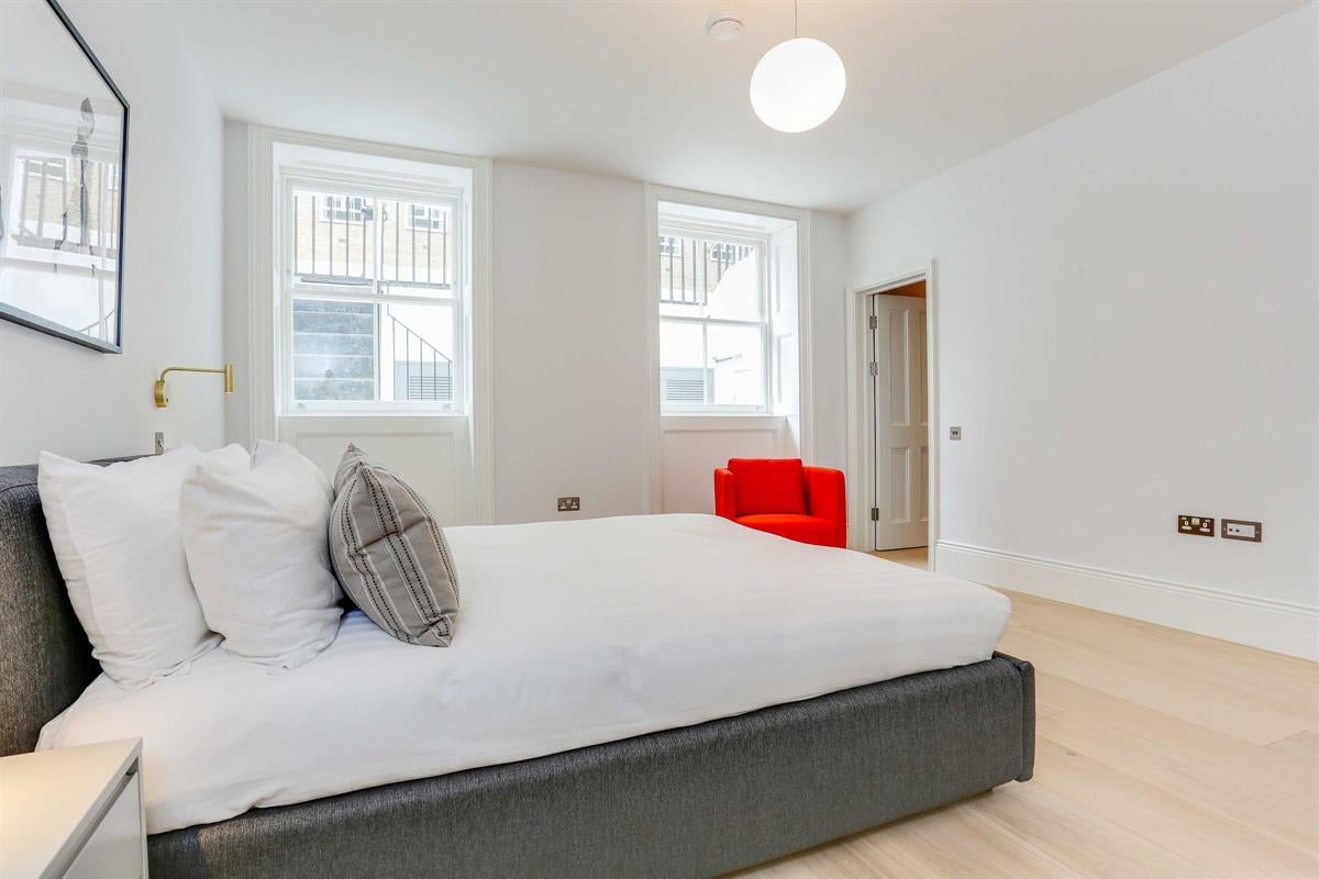 Flat Guilford Street in Greater London