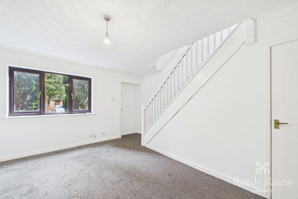 Flat Greton Close in Manchester