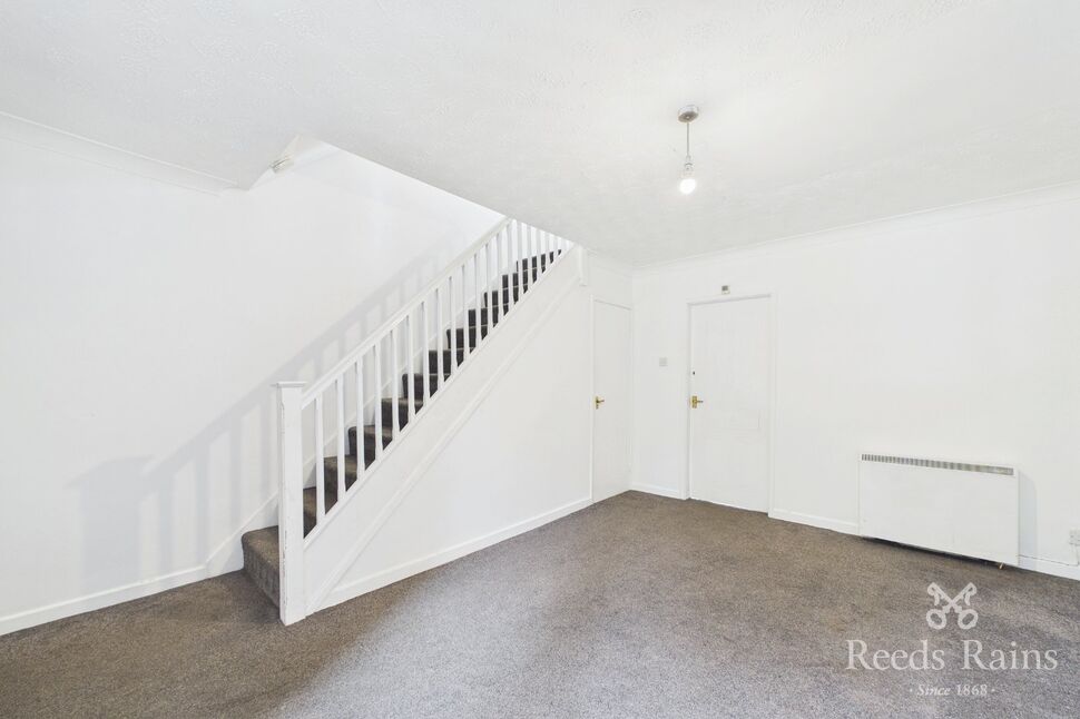 Flat Greton Close in Manchester