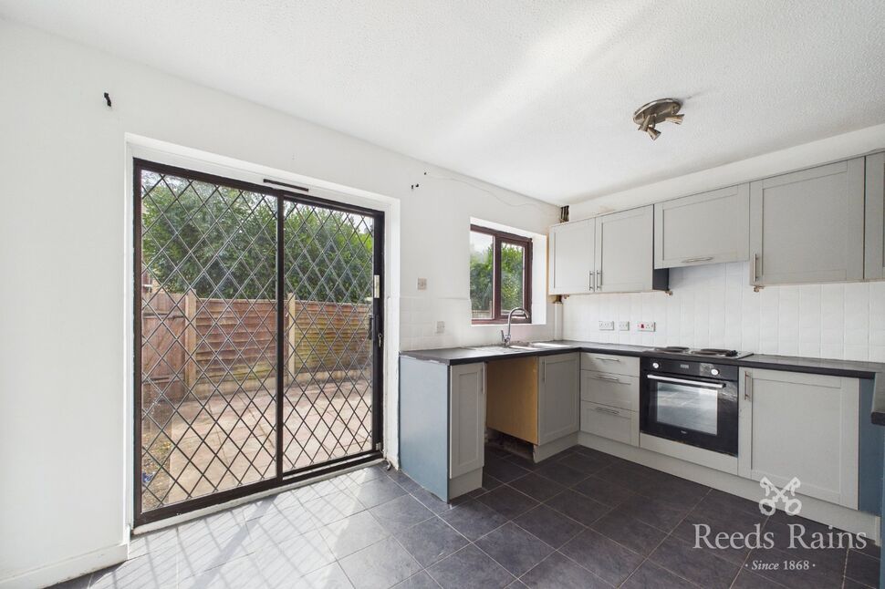 Flat Greton Close in Manchester