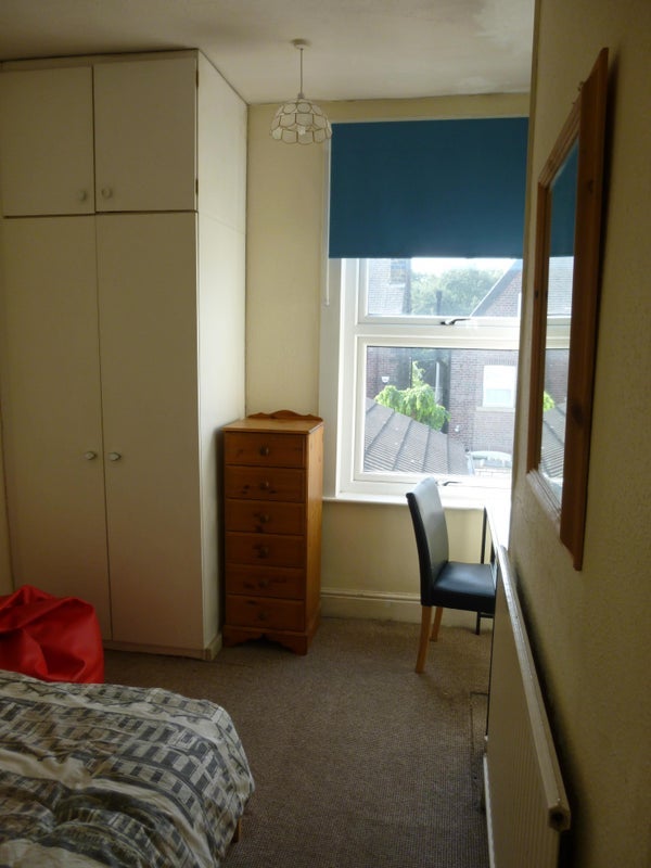 Room Tylney Road in Sheffield