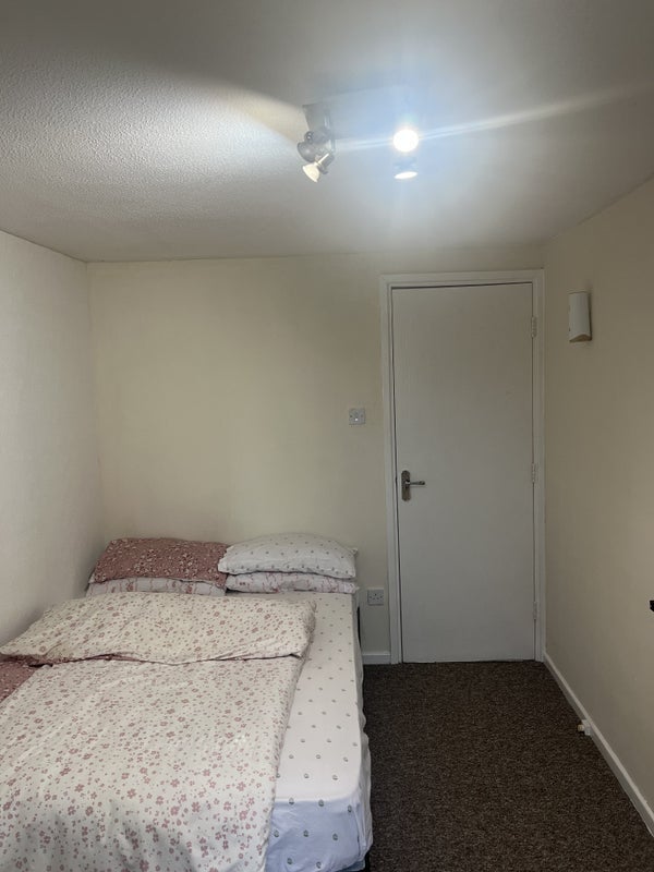 Room Quentin Avenue in Newcastle upon Tyne