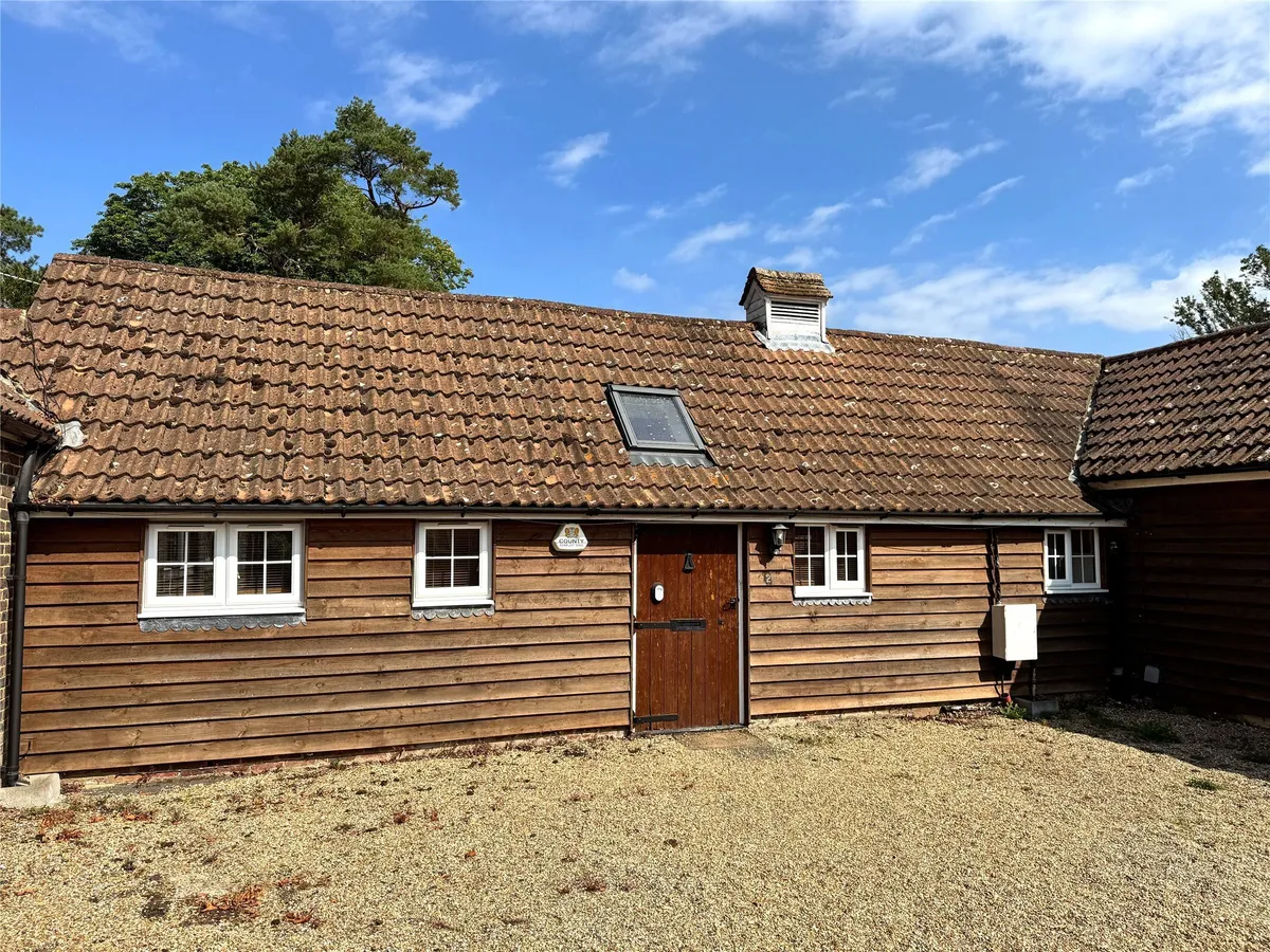 House Ironsbottom in Mole Valley