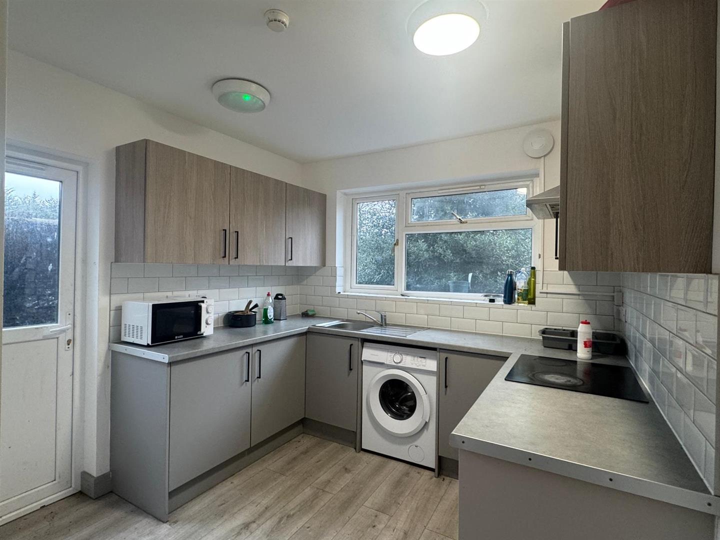 Flat Otterfield Road in Greater London