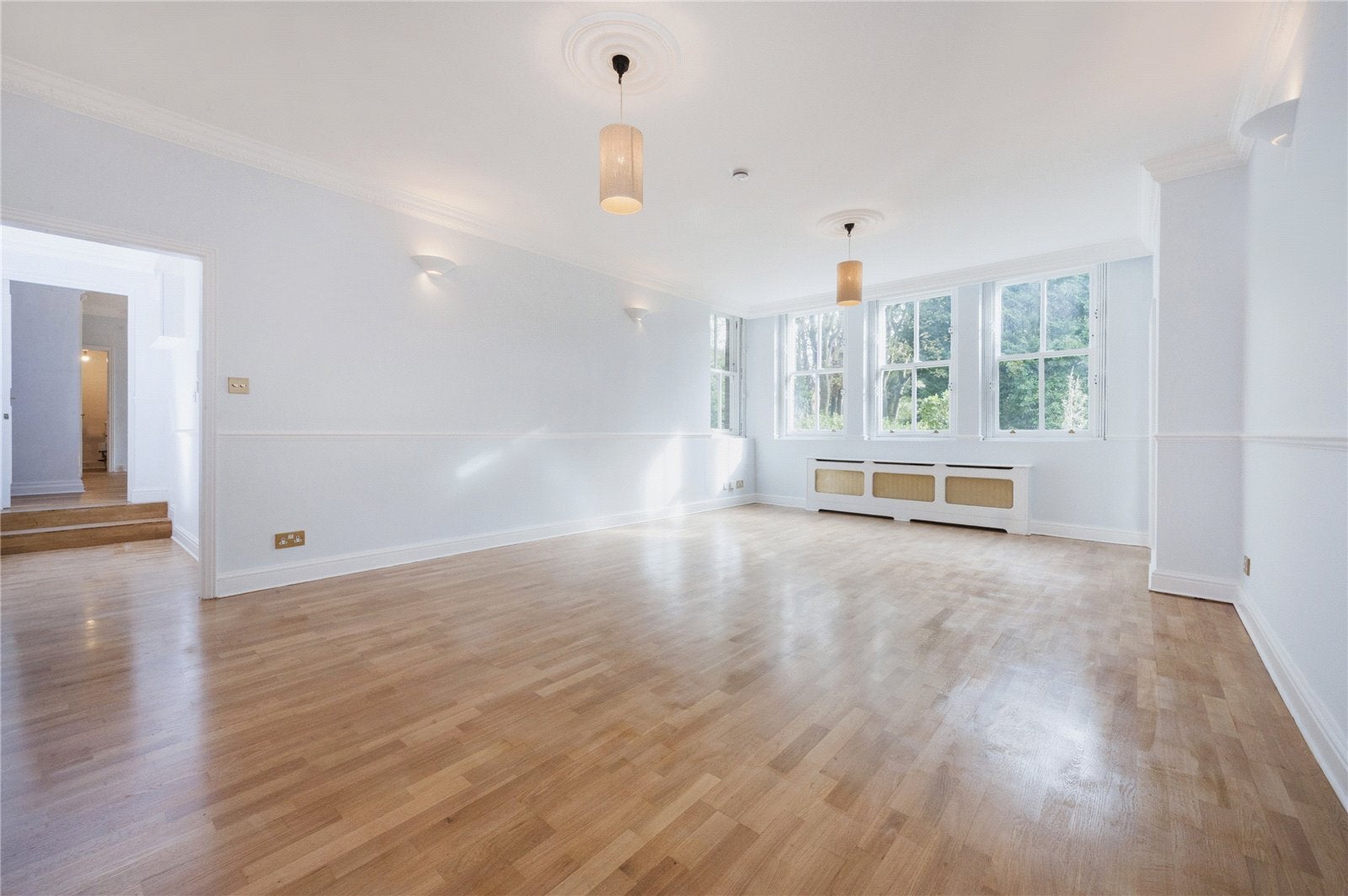 Flat Arkwright Road in Greater London