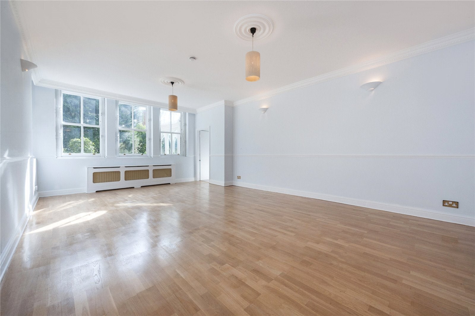 Flat Arkwright Road in Greater London