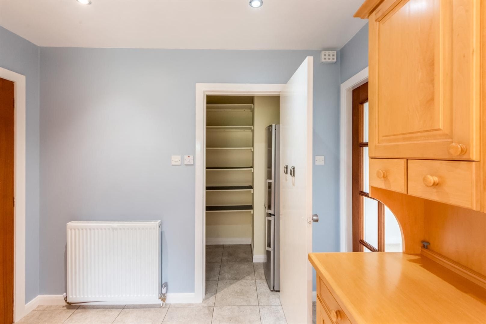 House B9140 in Dollar