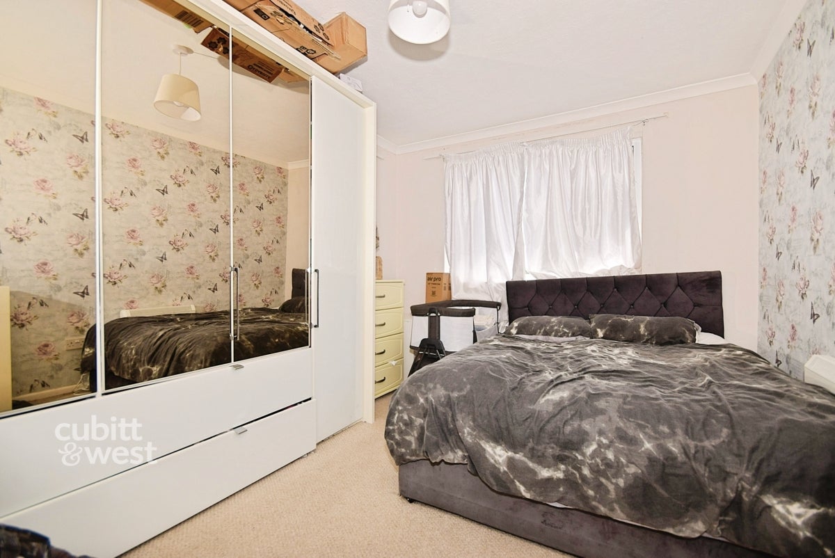Flat Newton Road in Tunbridge Wells