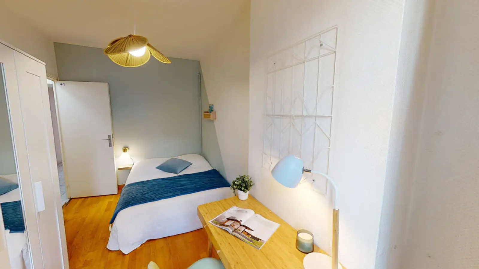 Flat Rue Raynouard in Paris