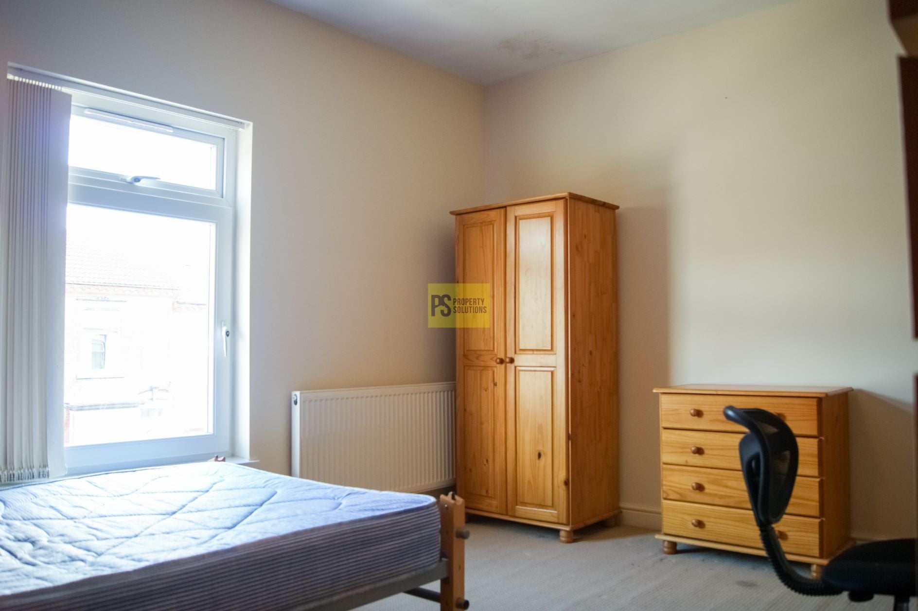 Room Milner Road in Birmingham