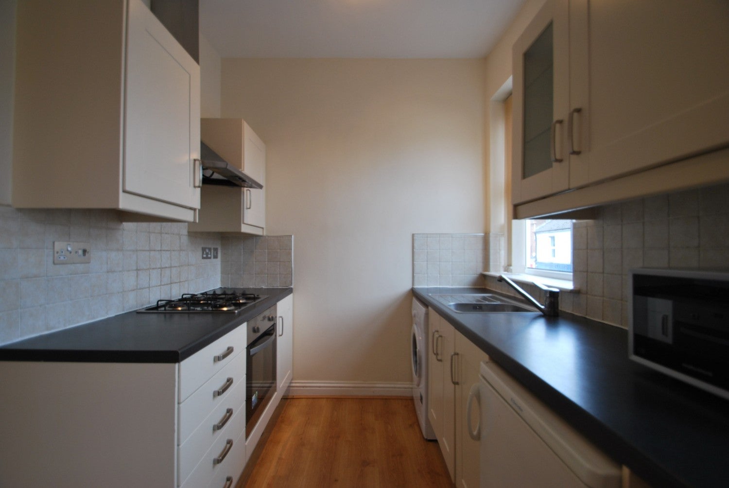 Flat Clifton Street in Cardiff