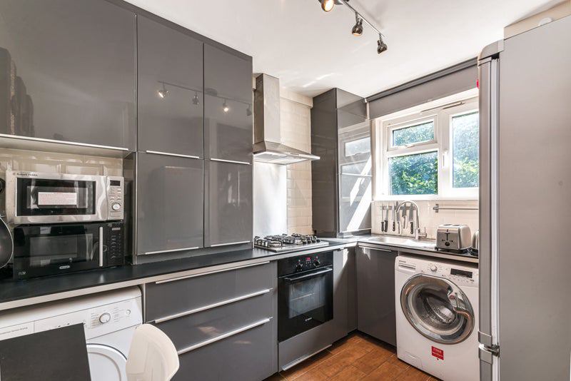 Room Bracklyn Street in Greater London
