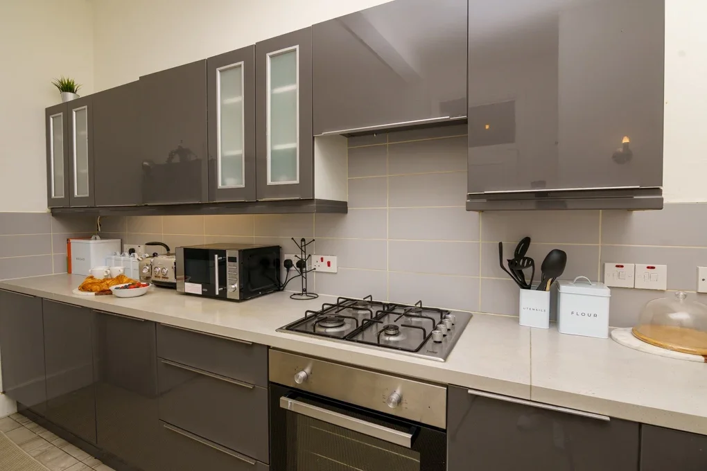 Room Edith Villas in Greater London