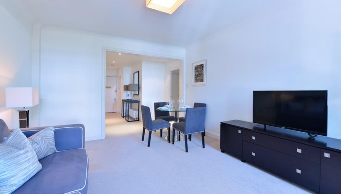Flat Fulham Road in Greater London