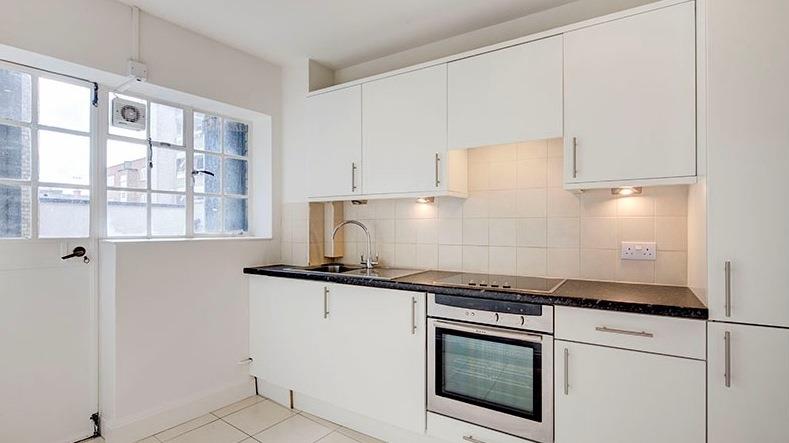 Flat Fulham Road in Greater London