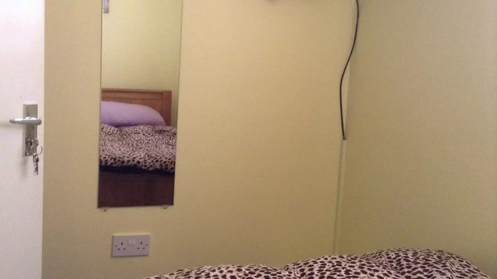Flat Belgrave Road in Greater London
