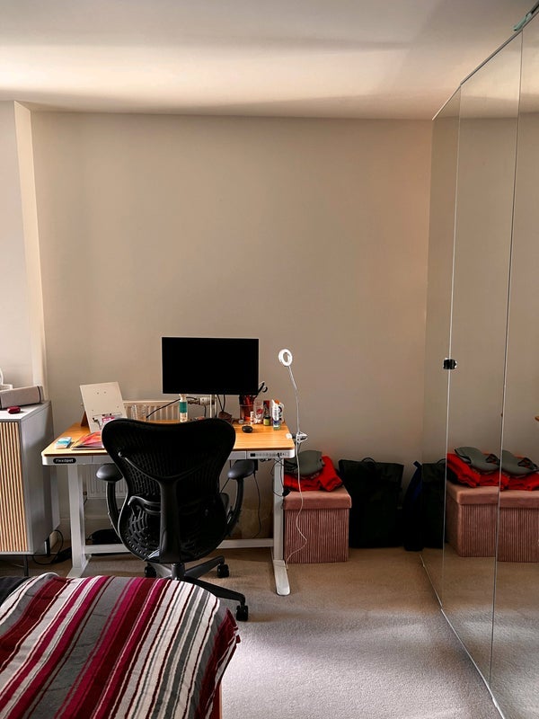 Flat Yeoman Street in Greater London