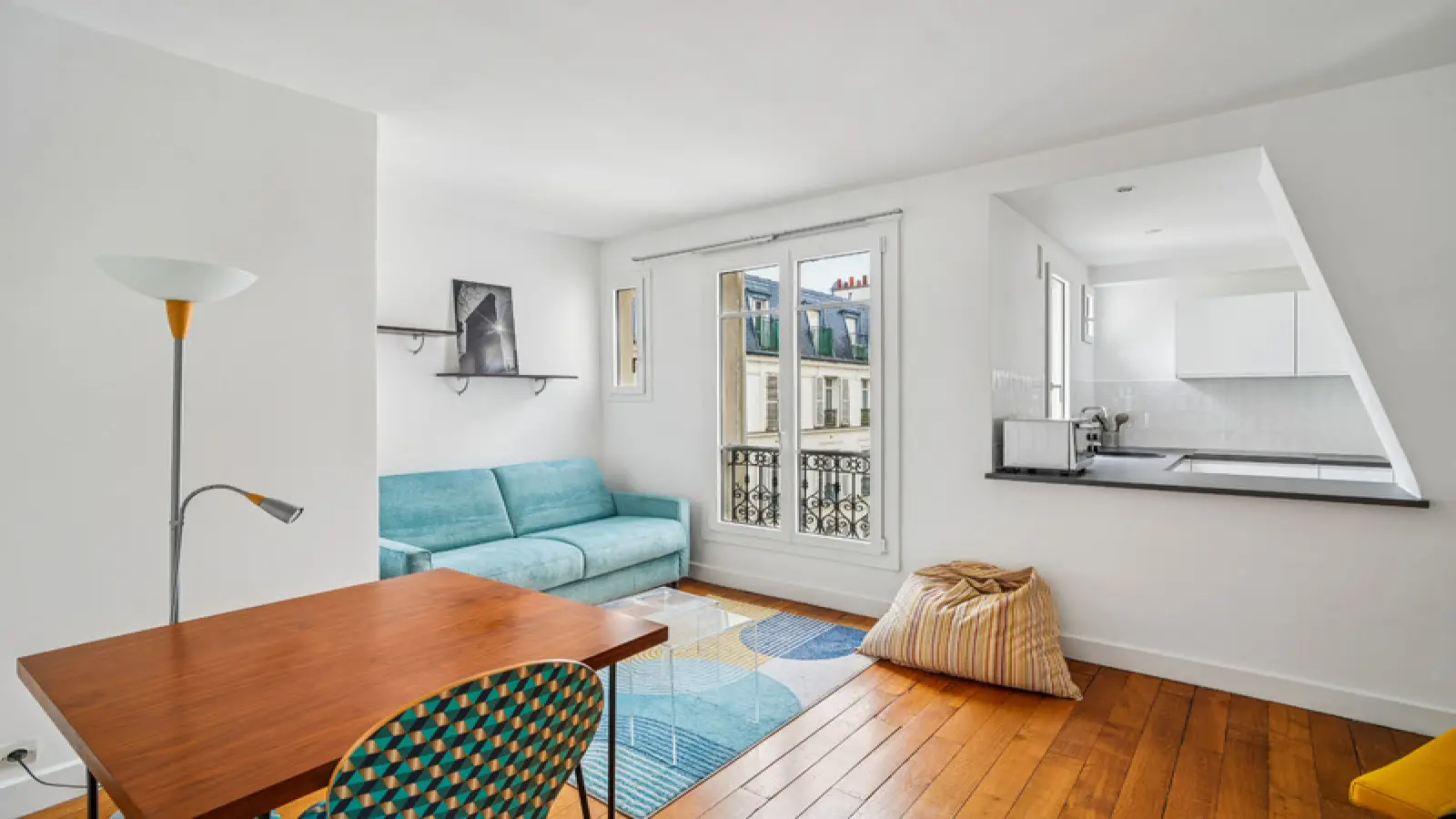 Flat Rue Surcouf in Paris