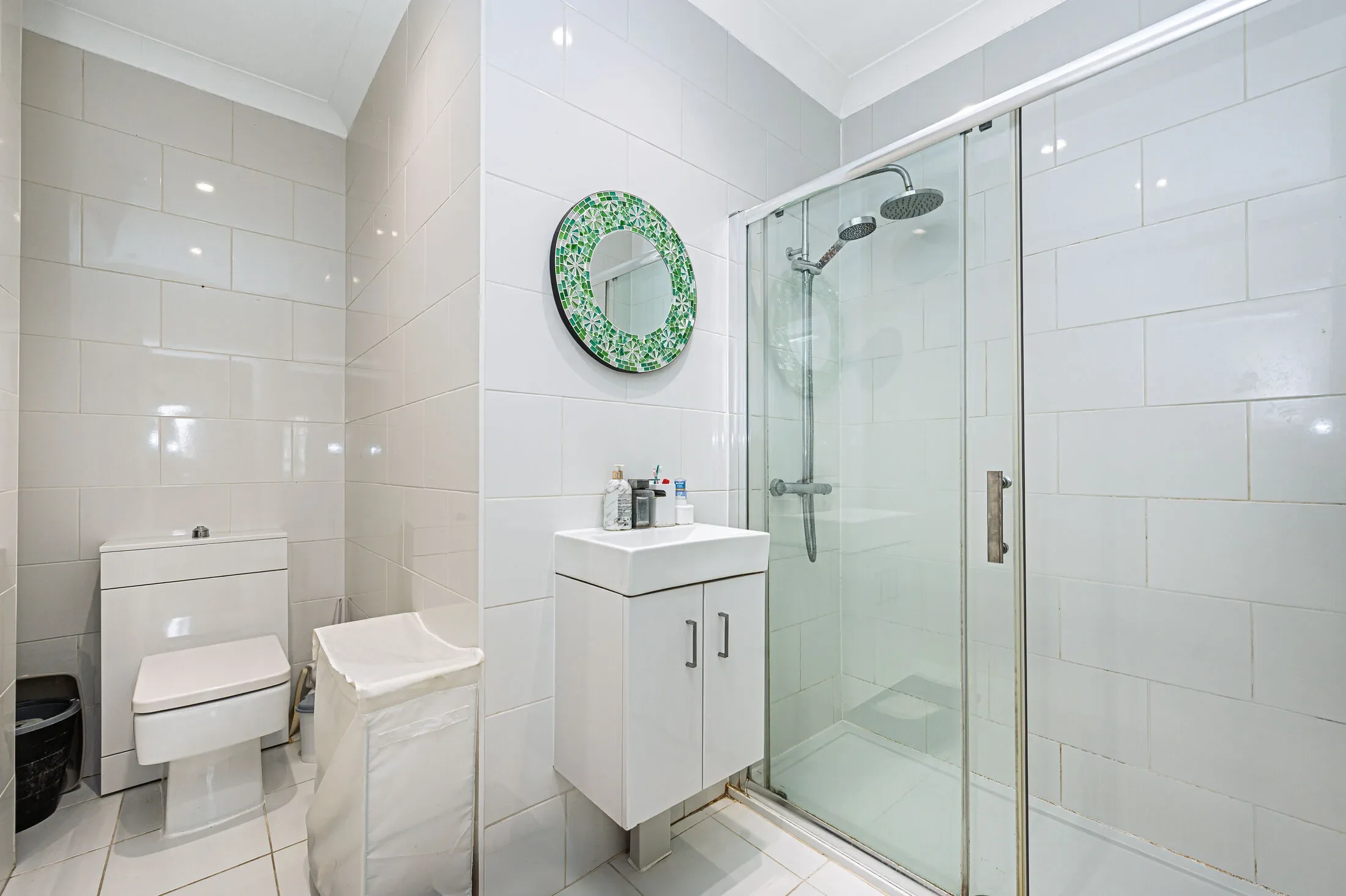 Flat Finchley Road in Greater London