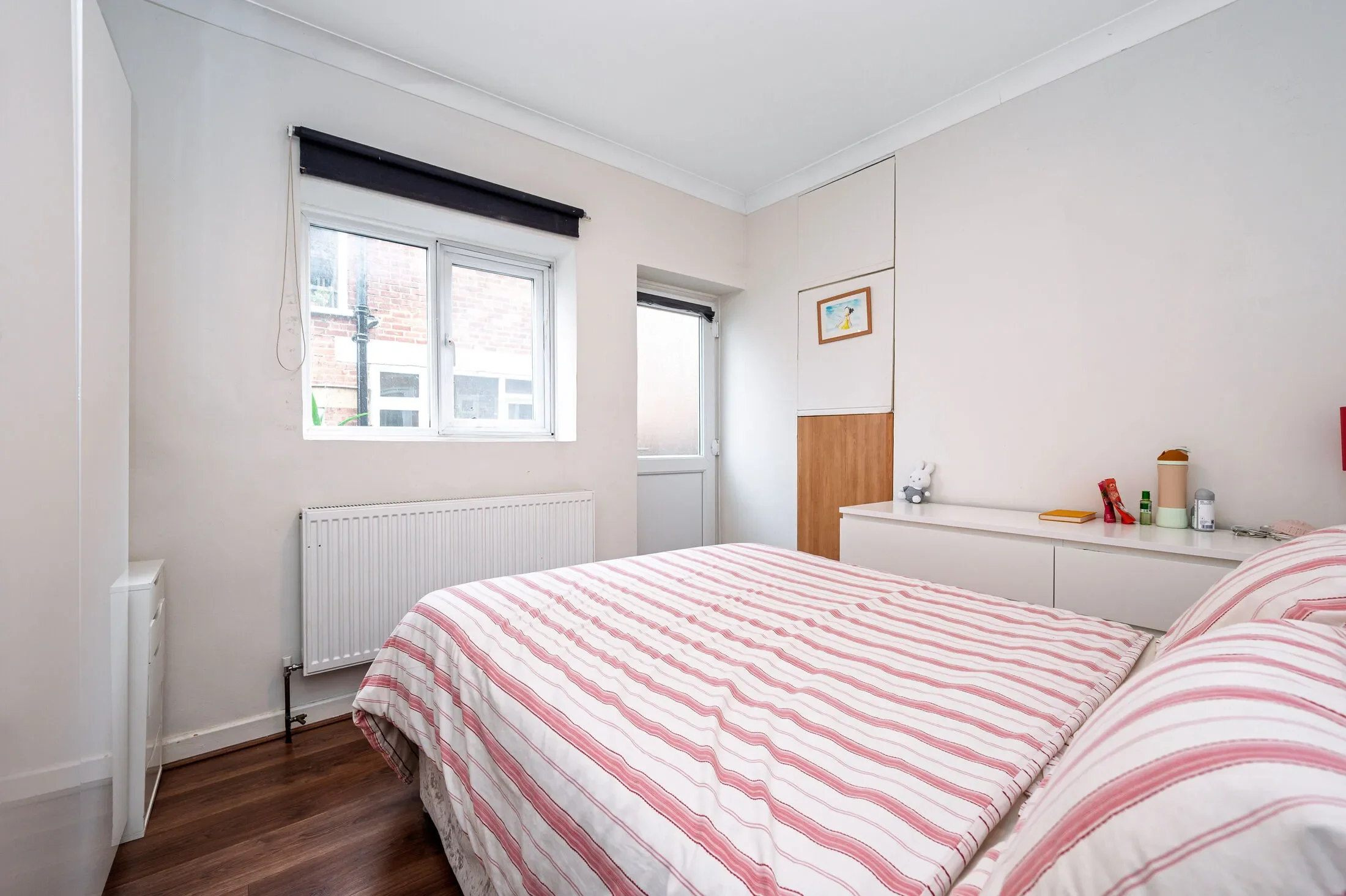 Flat Finchley Road in Greater London