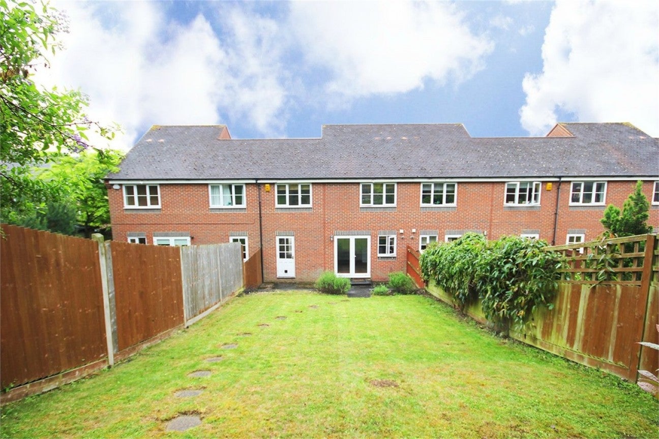 House Orient Close in St Albans
