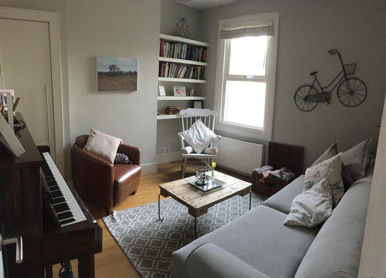 Flat Kingston Road in Greater London