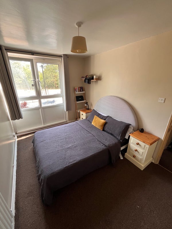 Room Burwell Walk in Greater London