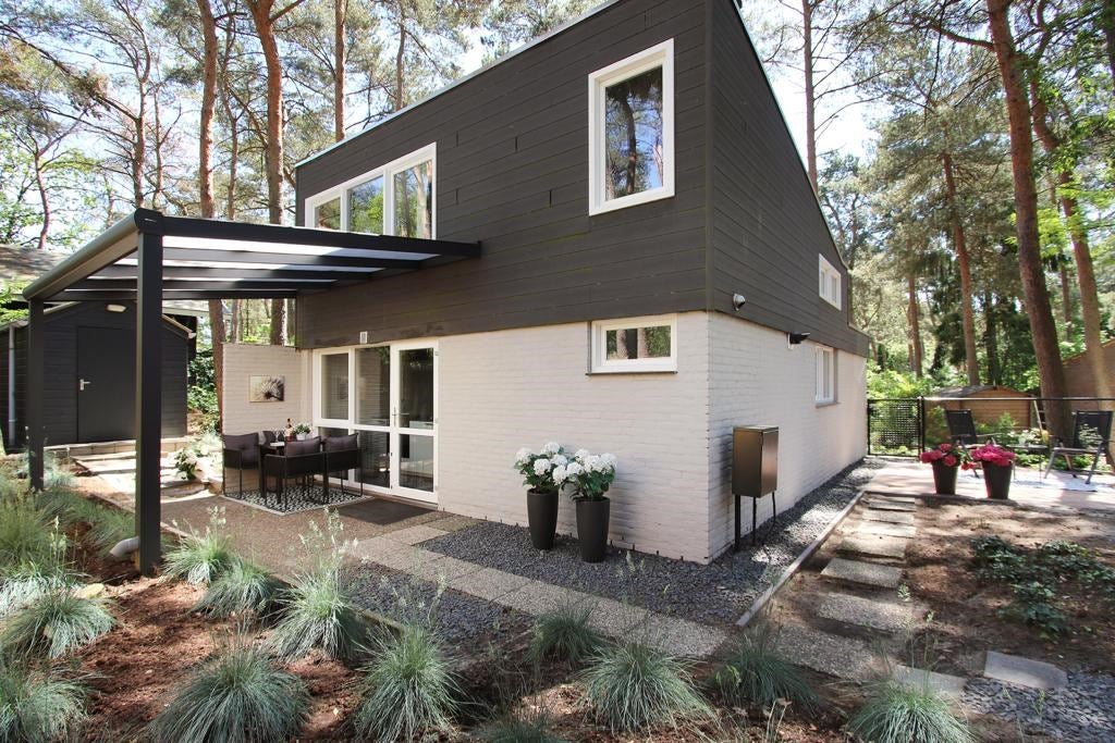 Huis Steenoven 12 B 26 in Meijel