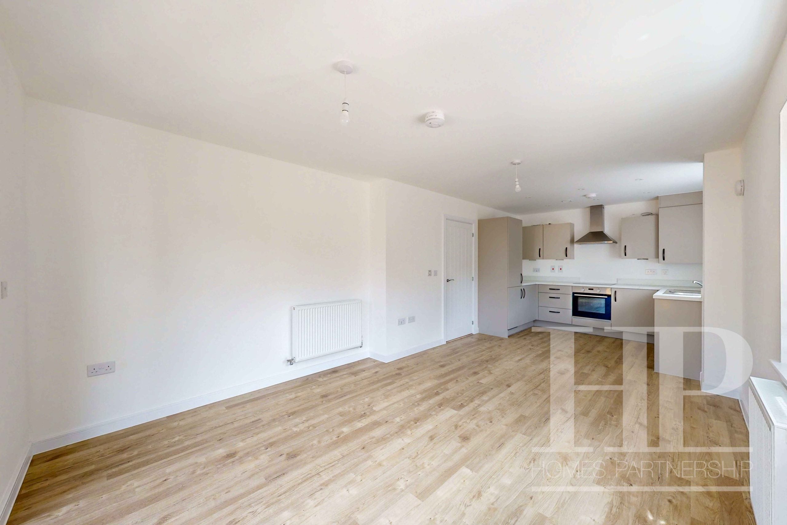 Flat Crosswater Road in Crawley