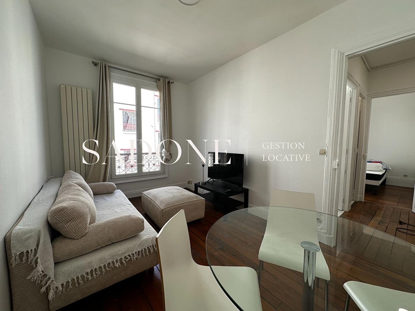 Flat Rue Louis Rouquier in Levallois-Perret