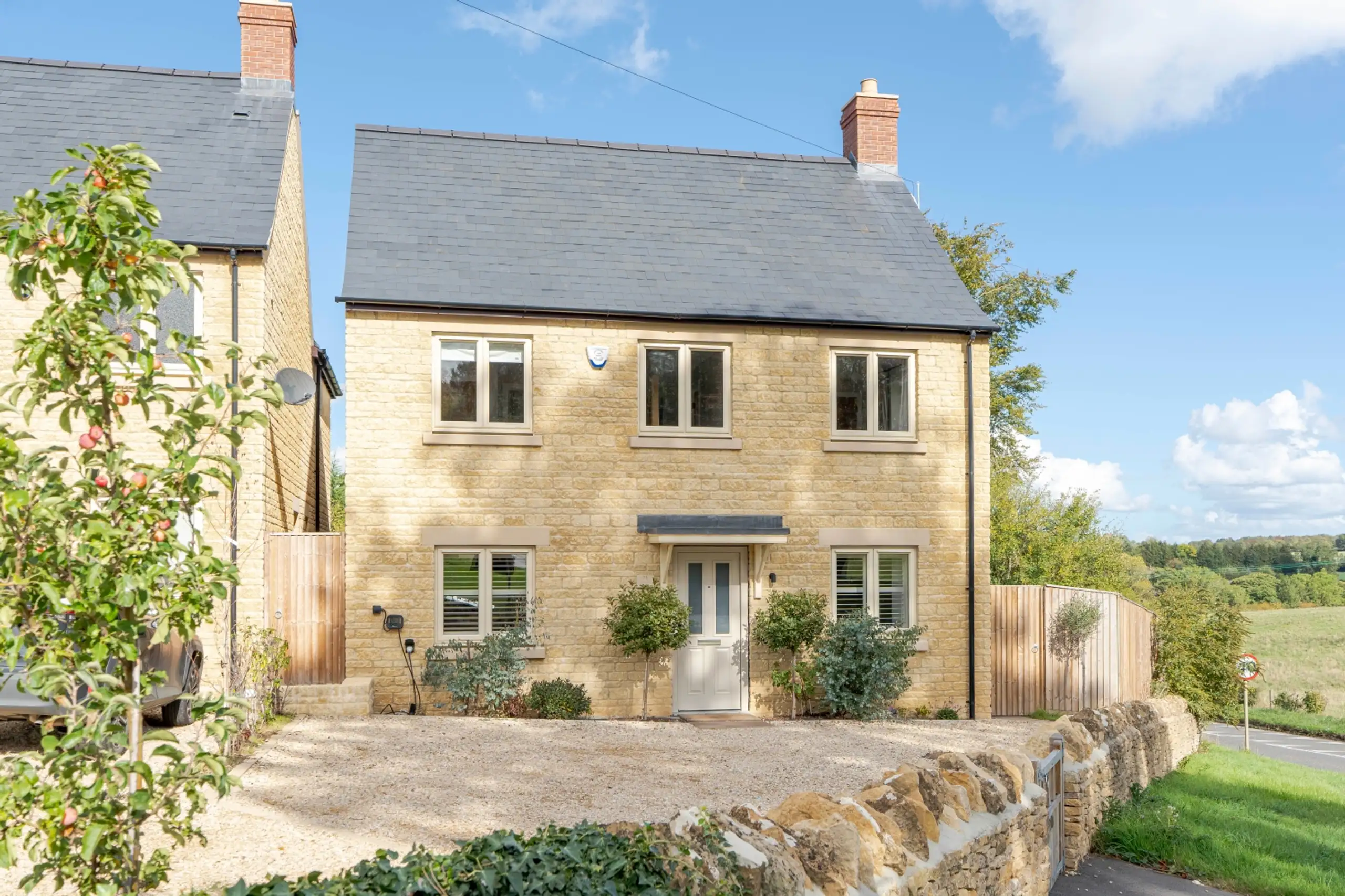 House Cleveley Road in West Oxfordshire