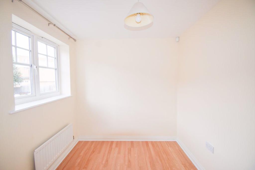 Flat Beckets View in Northampton