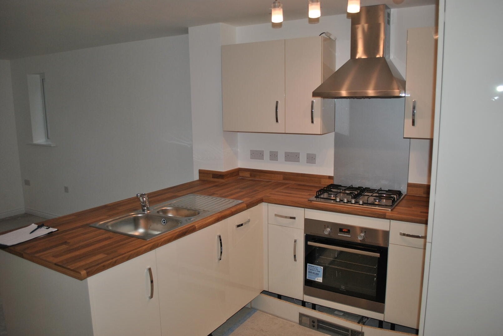 House Rutherford Way in Biggleswade