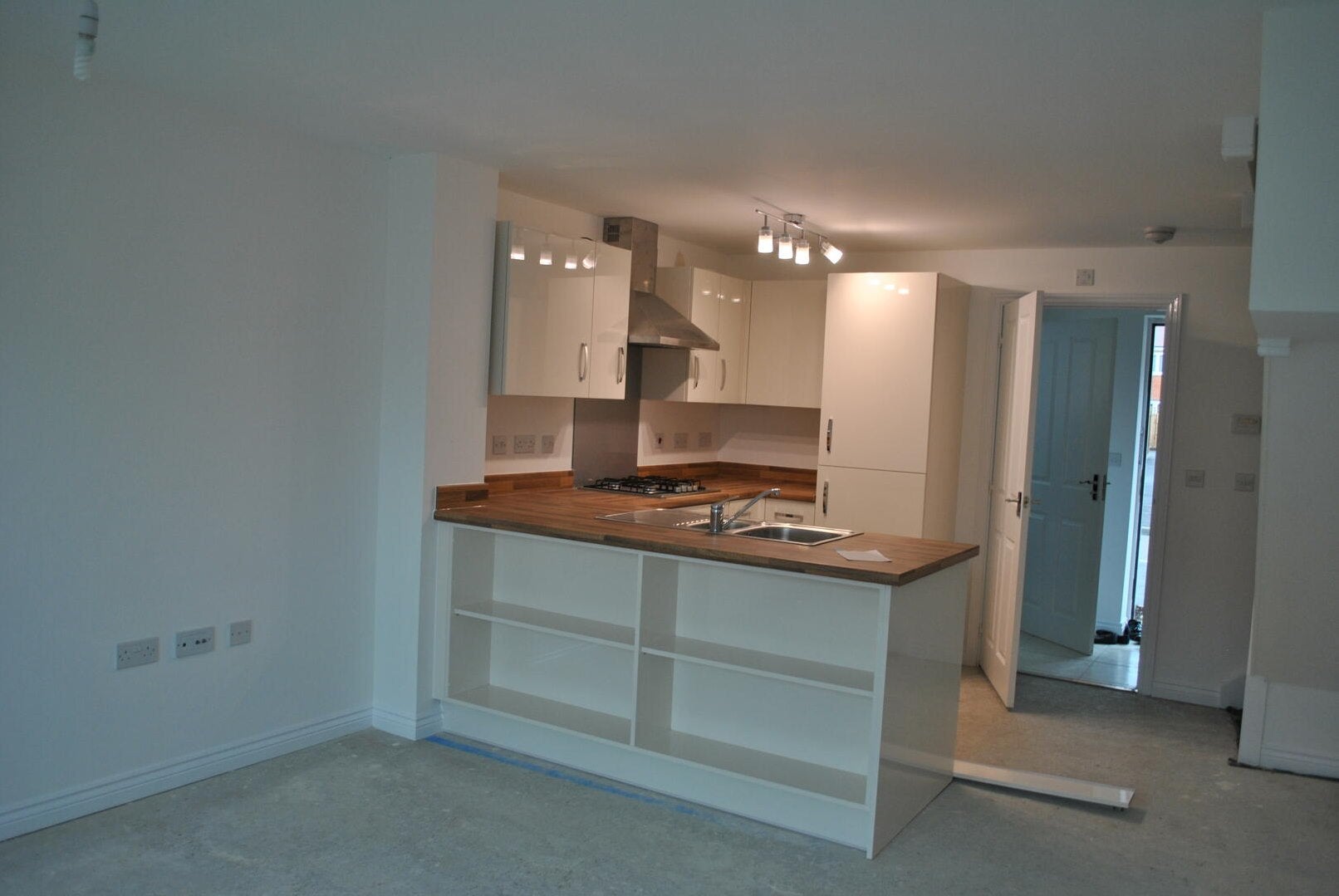 House Rutherford Way in Biggleswade
