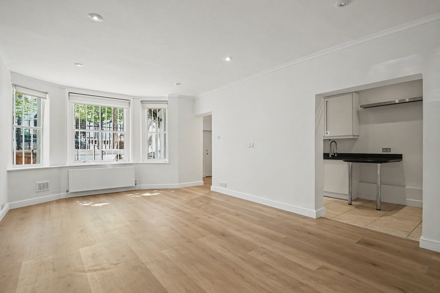 Flat Kensington Church Walk in Greater London