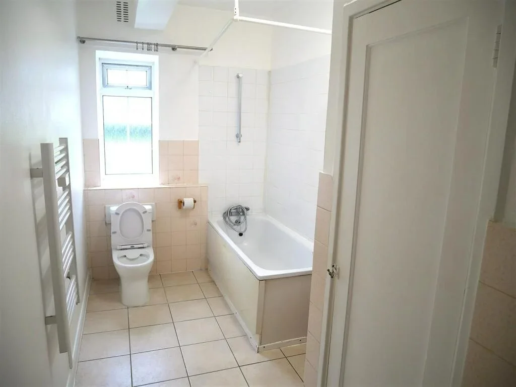 Flat Brent Street in Greater London