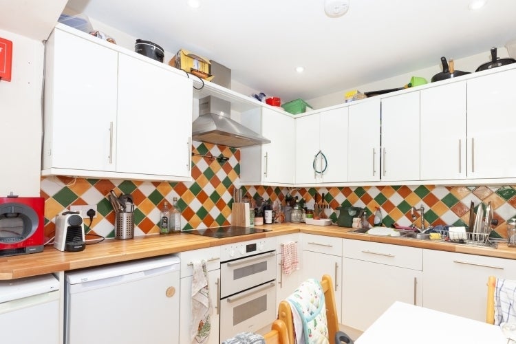 Room Horwood Close in Oxford