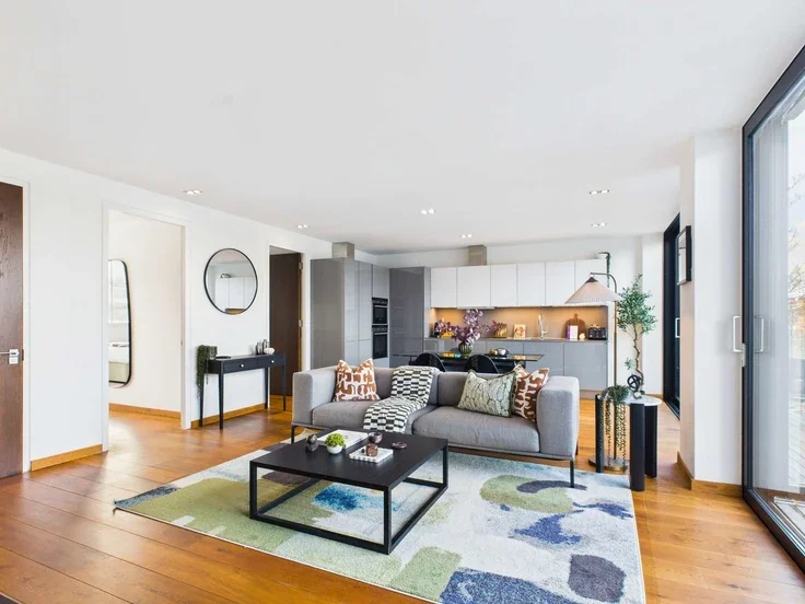 Flat Bayham Street in Greater London