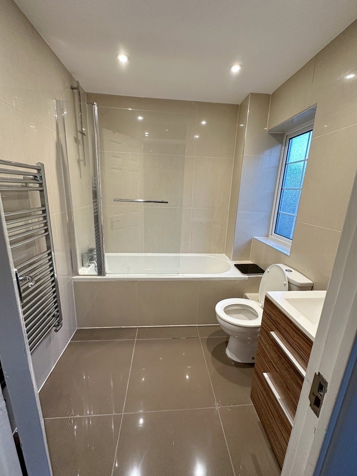 Room Chargrove Close in Greater London
