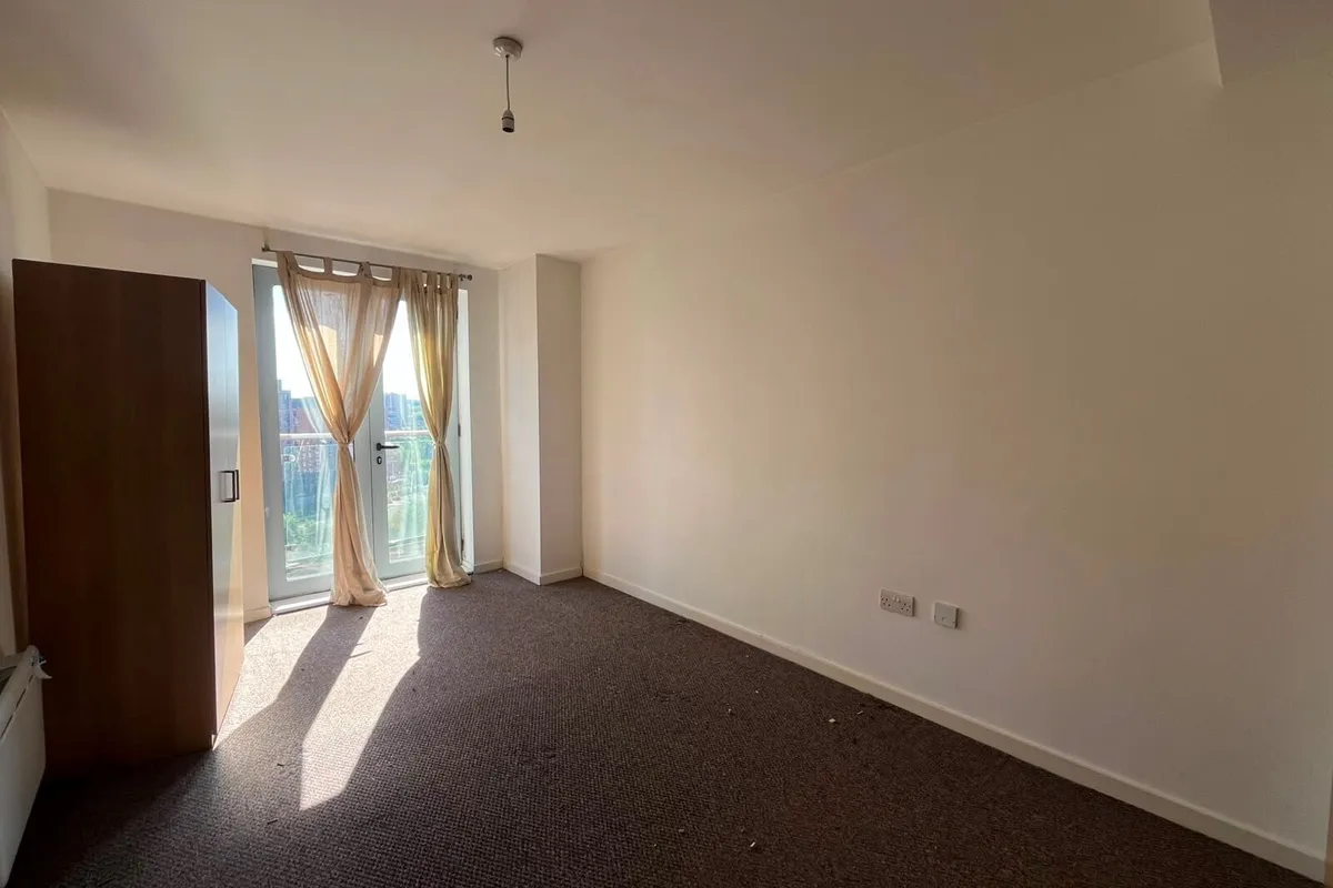 Flat Gotts Road in Leeds