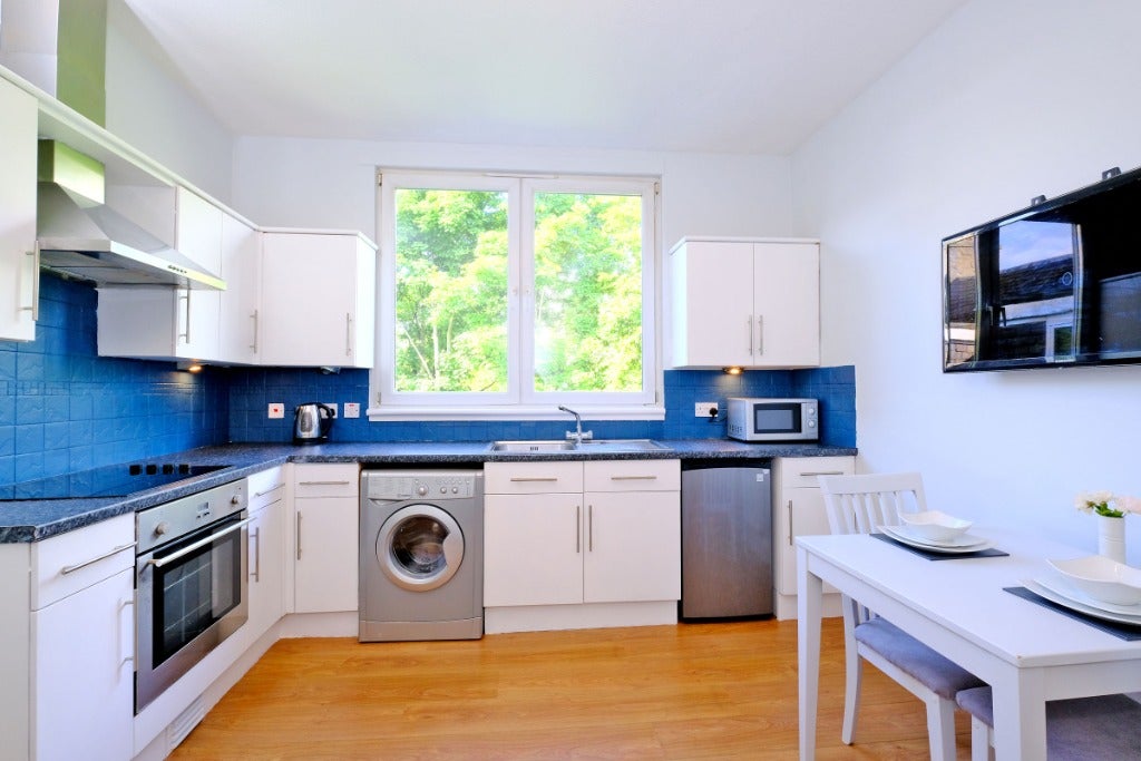 Room Granton Place in Aberdeen City