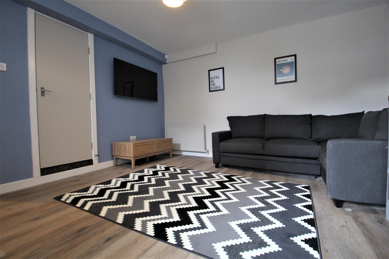 Flat Pearson Terrace in Leeds