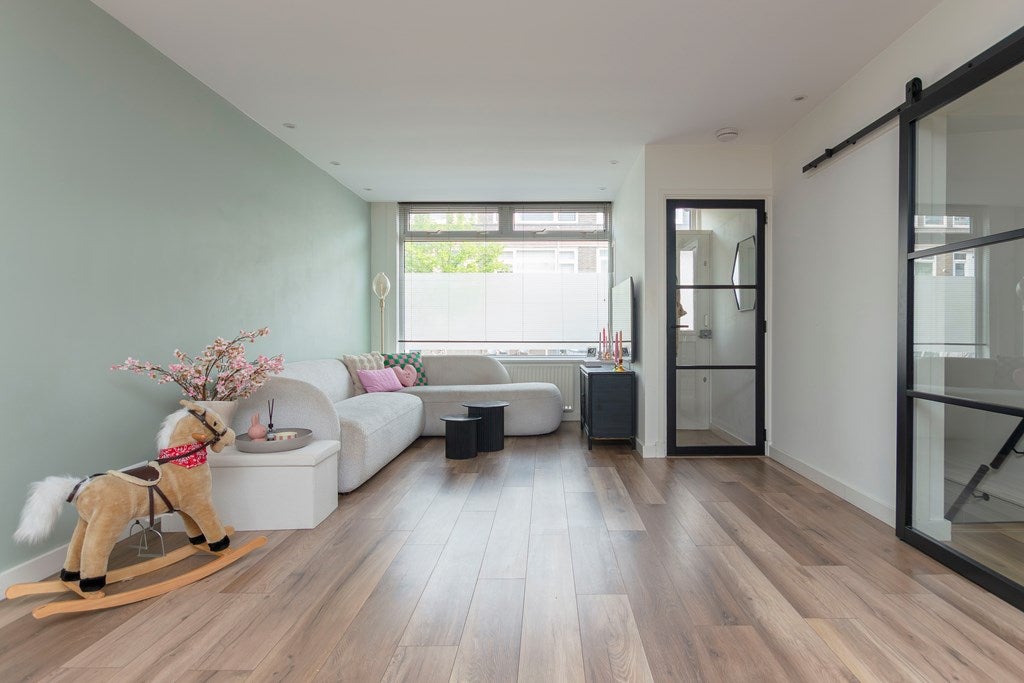 Appartement Van 's-Gravesandestraat 47 B in Schiedam