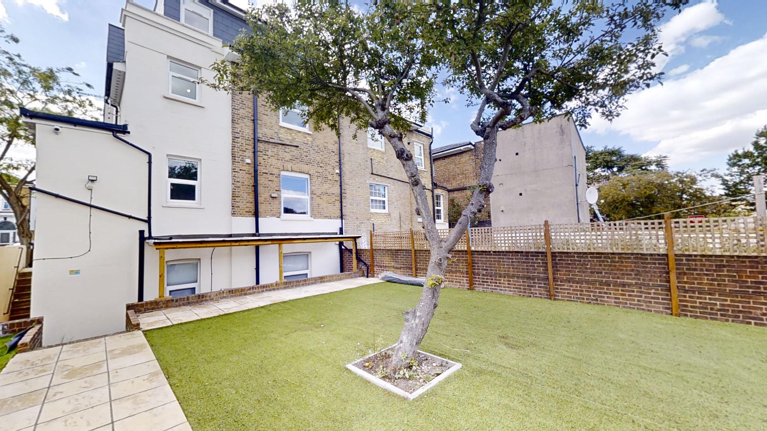 Room The Grove in Gravesham