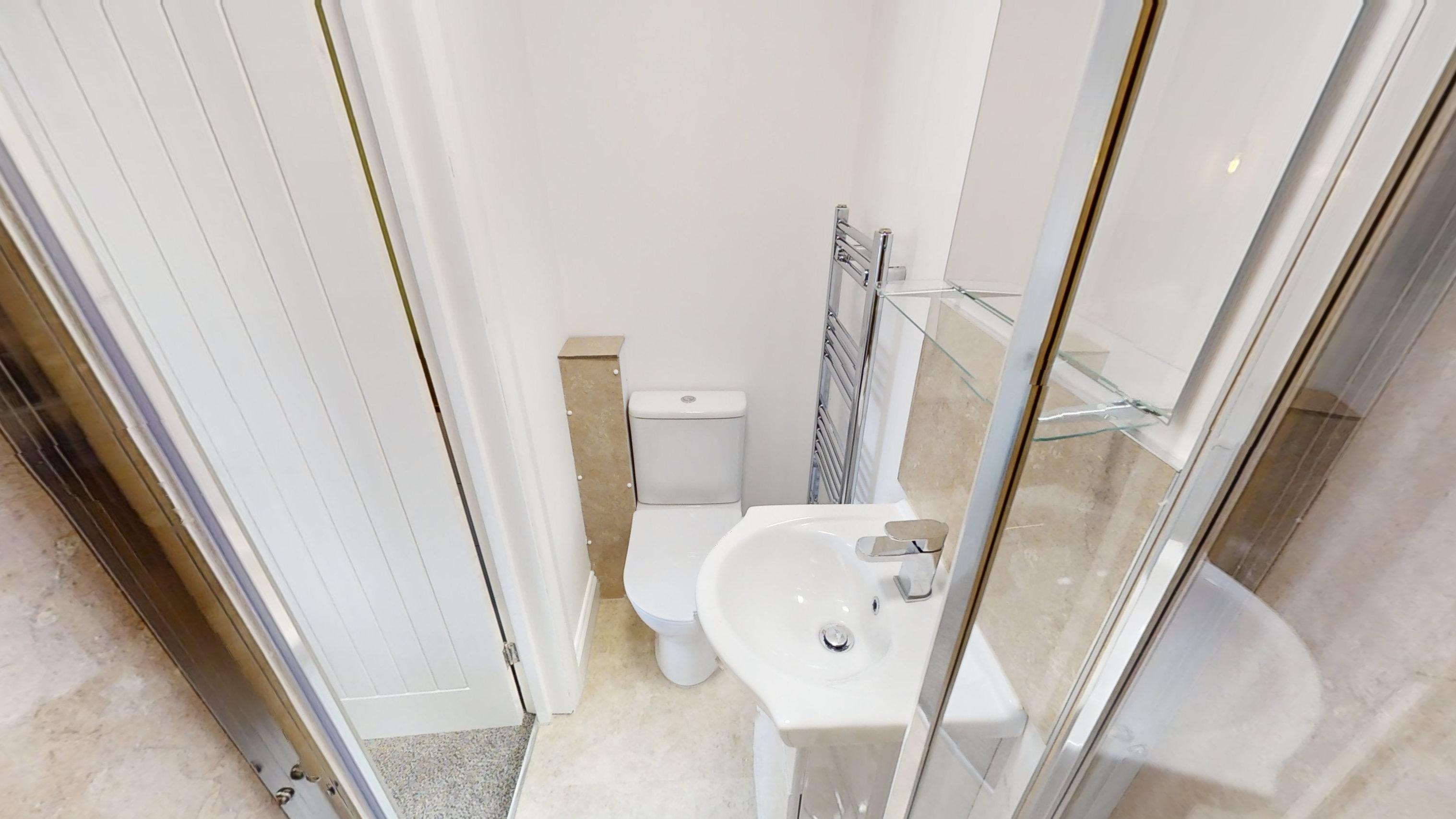 Room The Grove in Gravesham