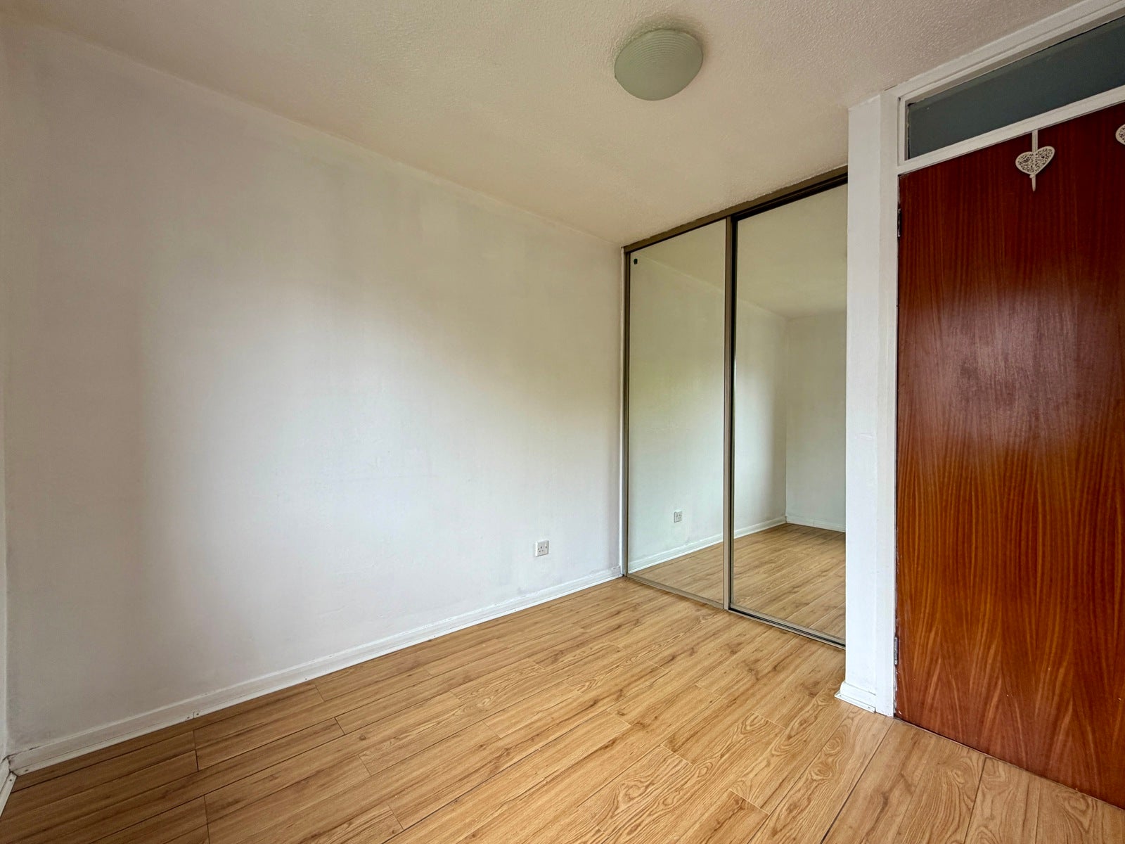 Flat Angela Way in Uddingston